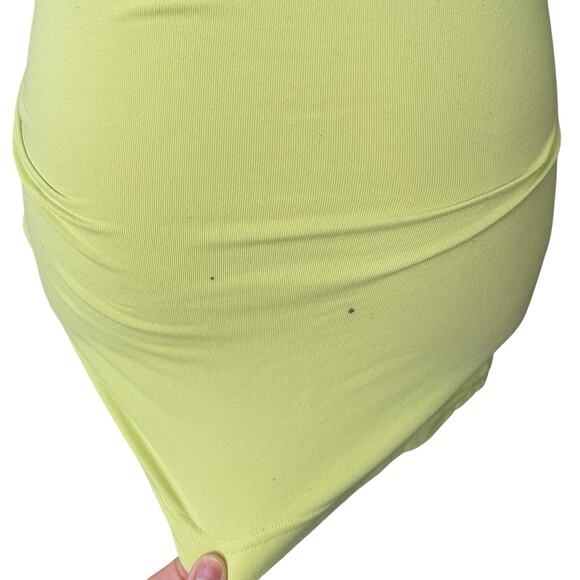 Set of 2 Lululemon Tank Top No Size Small VNeck Racerback Red Neon Green - Picture 16 of 16